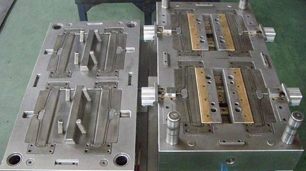 汽车模具怎么进口报关
