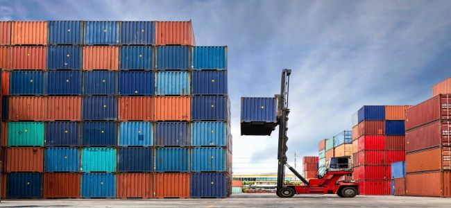 深入解析海关清关费用：构成、计算与优化策略